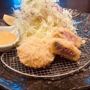 Read more about the article 川崎グルメ：お塩で食べる絶品とんかつ！八丁畷ランチ『六』