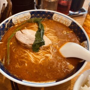 Read more about the article 金ログ番外編：総理官邸裏の担々麺『はしご』